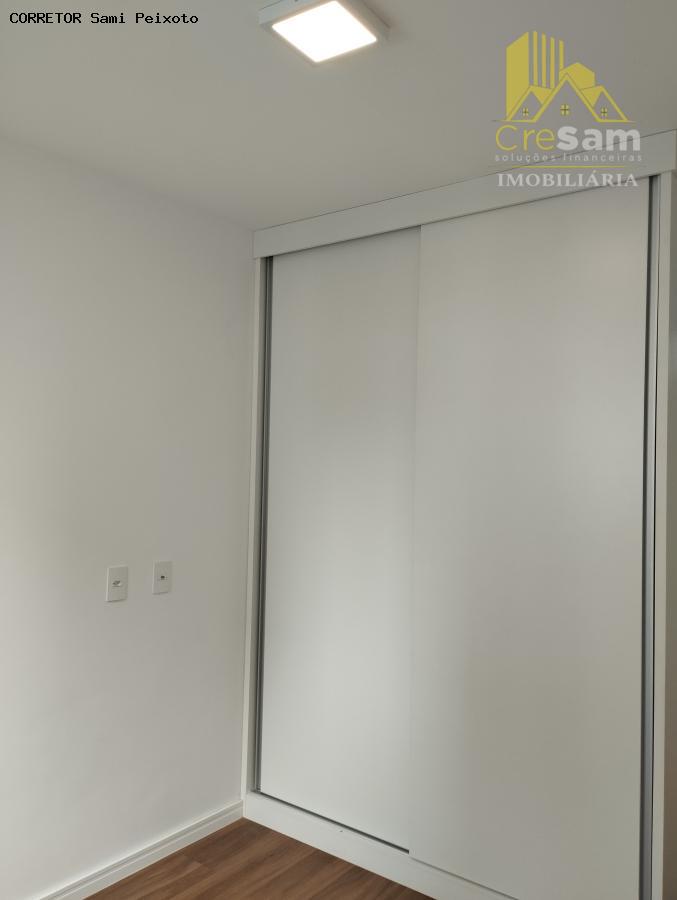 Apartamento para alugar com 2 quartos, 56m² - Foto 13