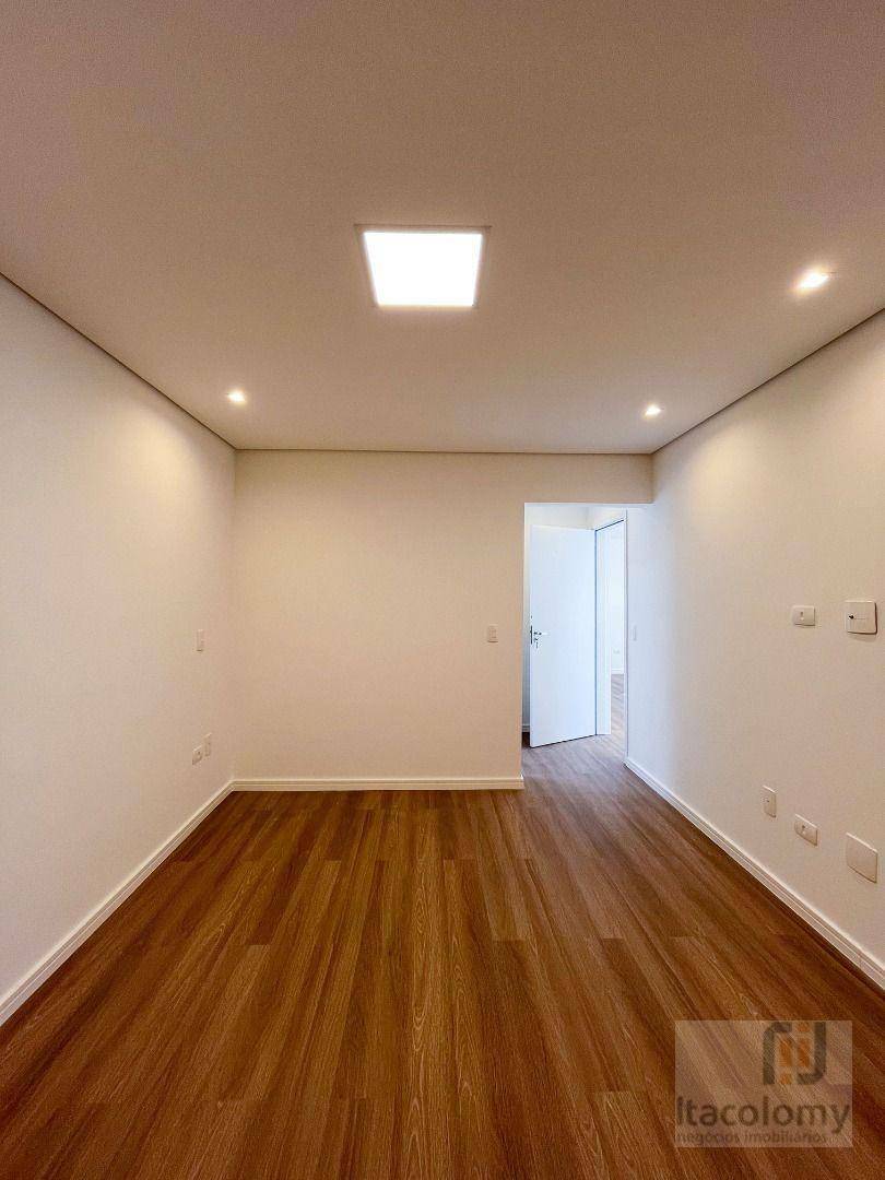 Casa de Condomínio à venda com 3 quartos, 220m² - Foto 25