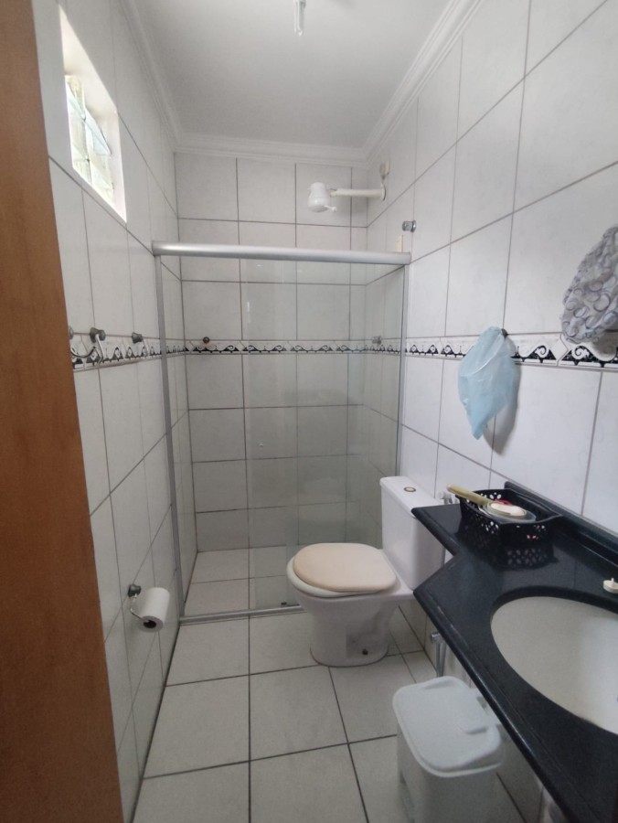 Casa à venda com 5 quartos, 200m² - Foto 21