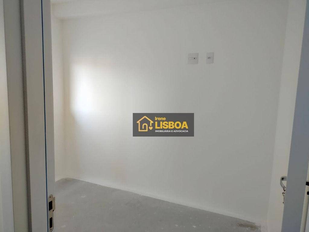 Apartamento à venda com 2 quartos, 38m² - Foto 3