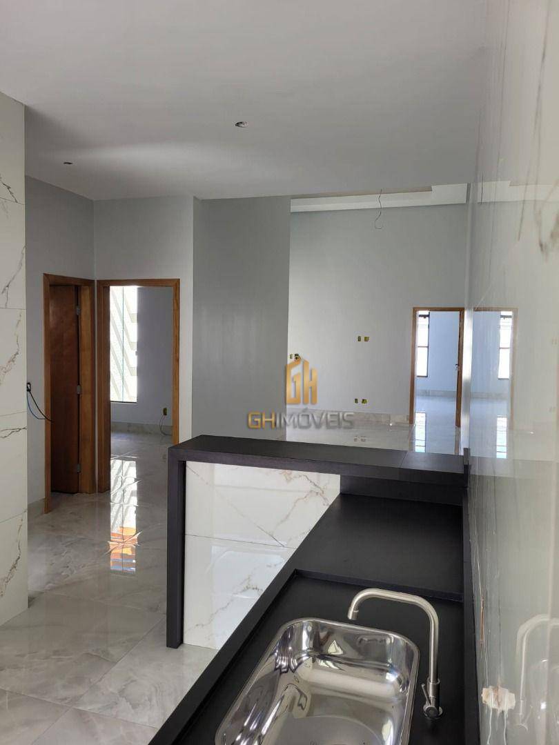 Casa à venda com 3 quartos, 119m² - Foto 5