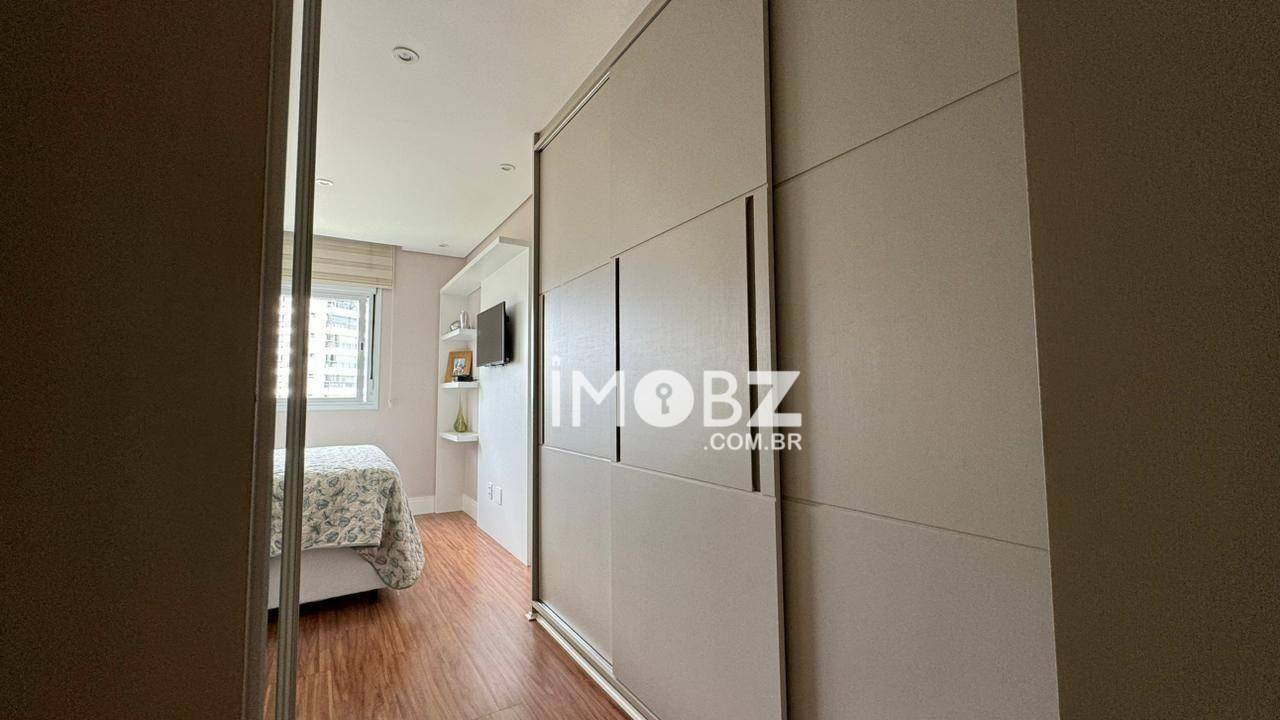 Apartamento à venda com 3 quartos, 110m² - Foto 17