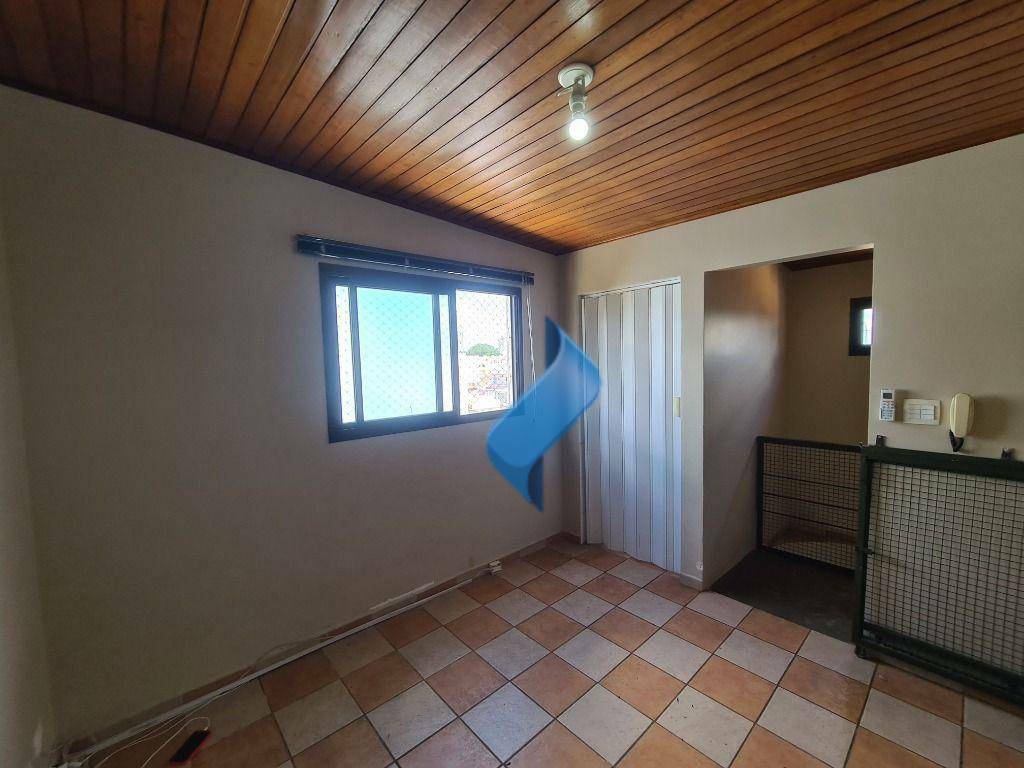 Apartamento à venda com 3 quartos, 107m² - Foto 25