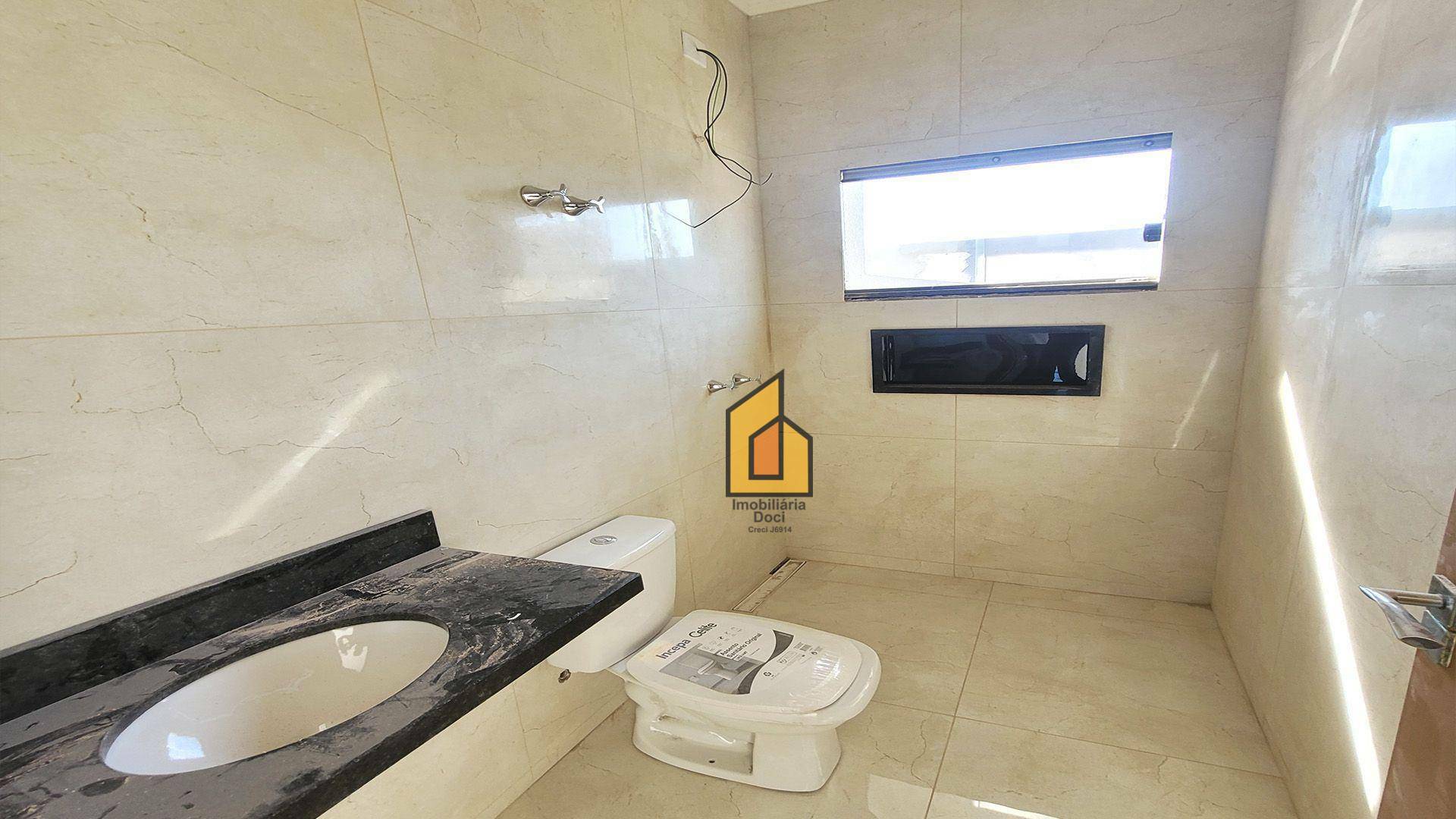 Casa à venda com 3 quartos, 70m² - Foto 6