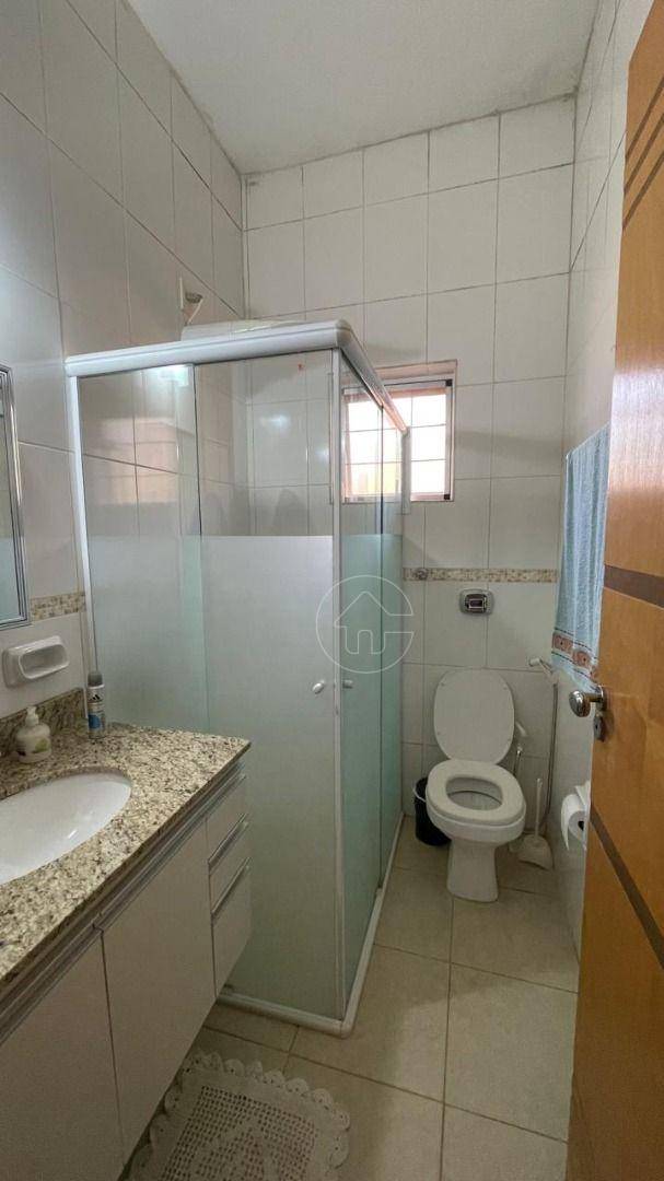 Casa à venda com 4 quartos, 250m² - Foto 6