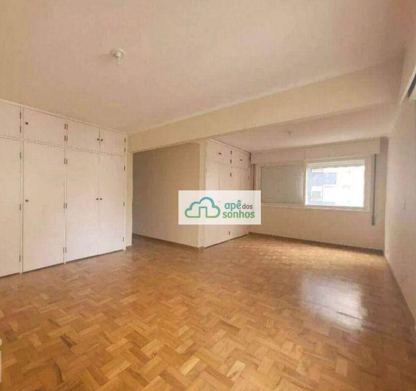 Apartamento para alugar com 3 quartos, 237m² - Foto 5