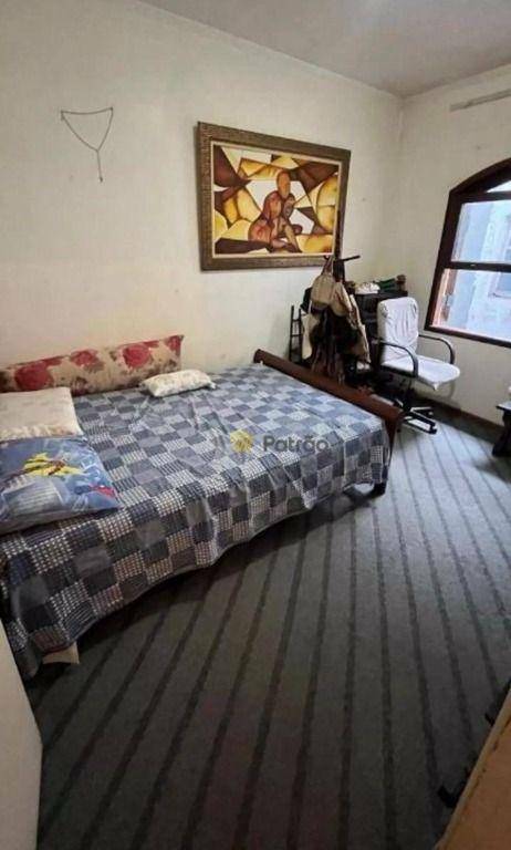 Sobrado à venda com 3 quartos, 245m² - Foto 14