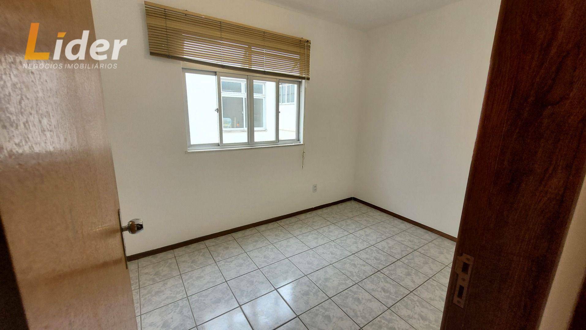 Apartamento para alugar com 2 quartos, 90m² - Foto 7