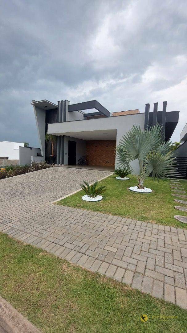 Casa de Condomínio à venda com 3 quartos, 267m² - Foto 4