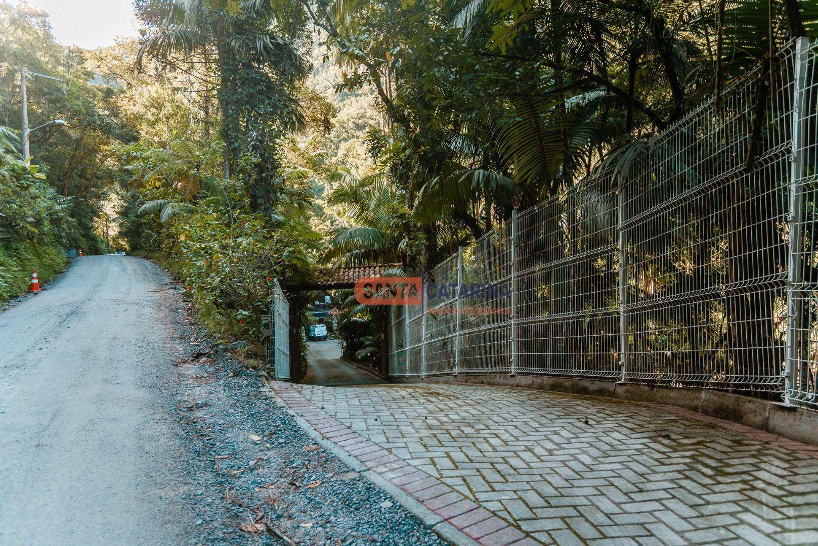 Chácara à venda com 6 quartos, 100m² - Foto 154