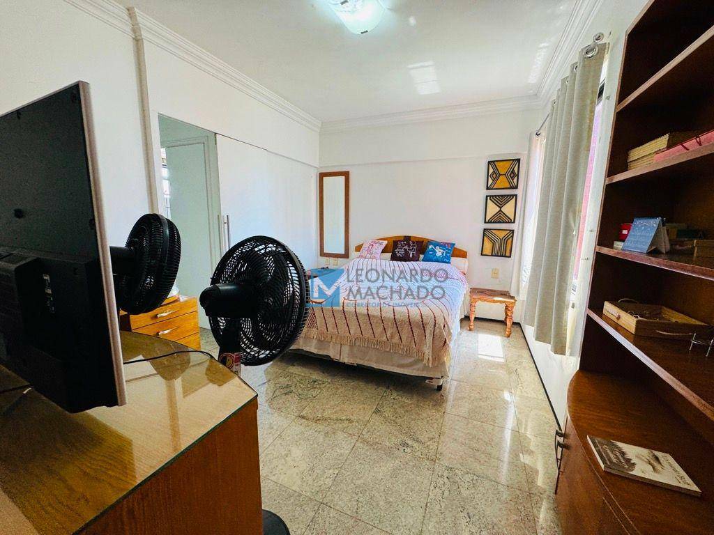 Apartamento à venda com 3 quartos, 161m² - Foto 17