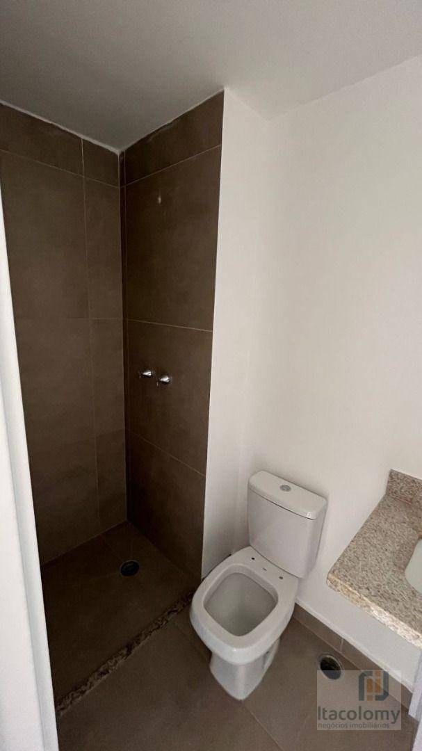 Apartamento à venda com 3 quartos, 120m² - Foto 9