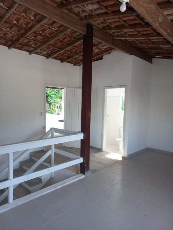 Casa à venda com 4 quartos, 334m² - Foto 18