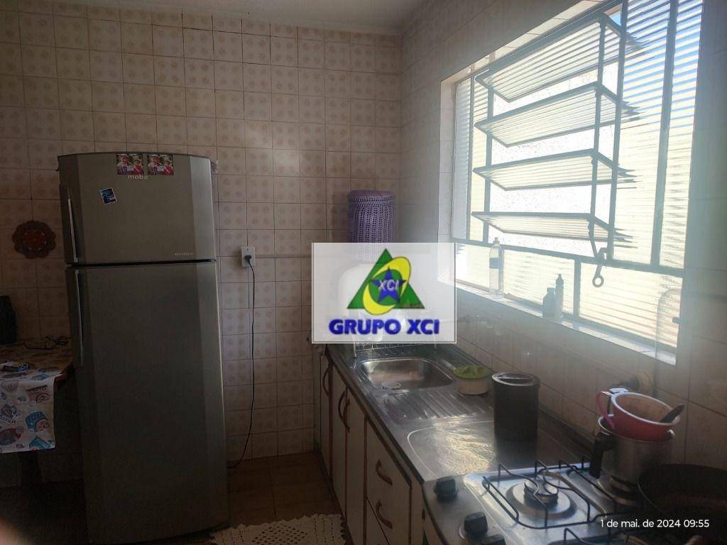 Casa de Condomínio à venda com 3 quartos, 190m² - Foto 10