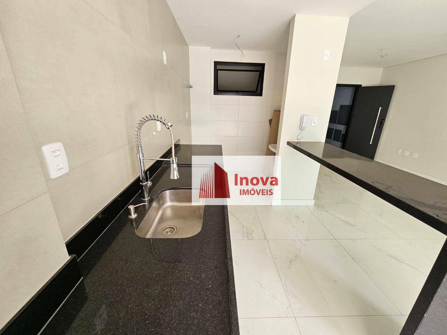 Apartamento à venda com 3 quartos, 170m² - Foto 8