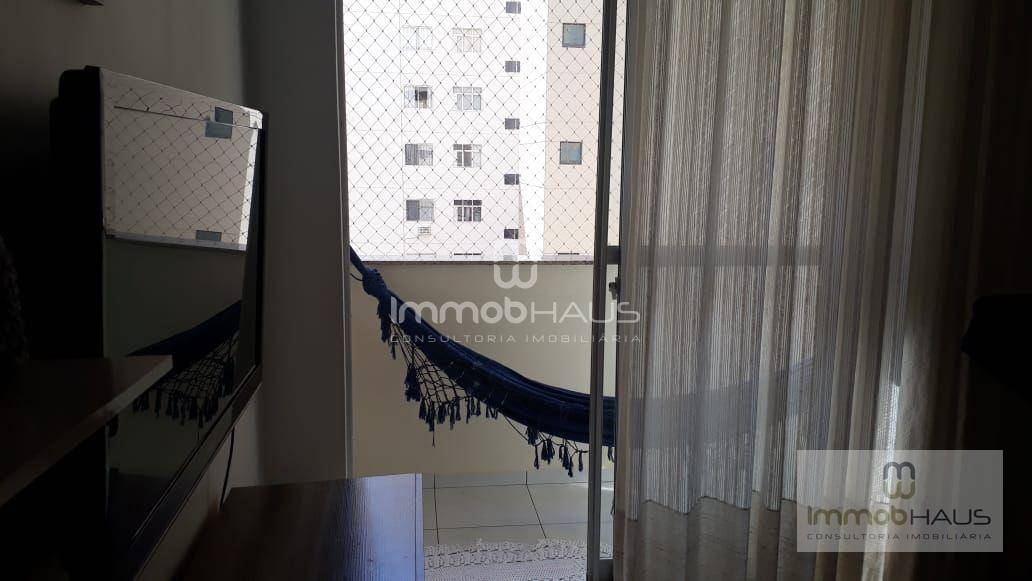 Apartamento à venda com 2 quartos, 80m² - Foto 10