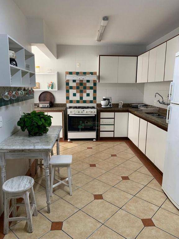 Apartamento à venda com 3 quartos, 230m² - Foto 18