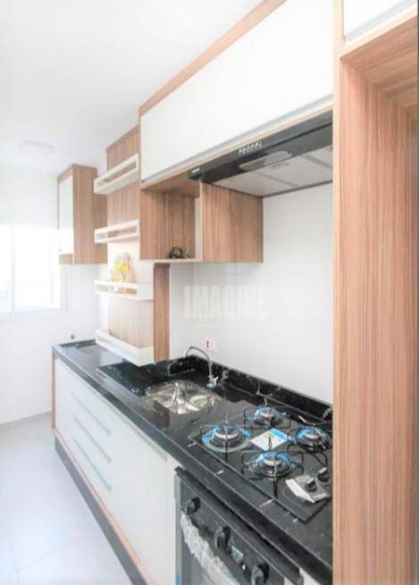 Apartamento à venda com 2 quartos, 60m² - Foto 3