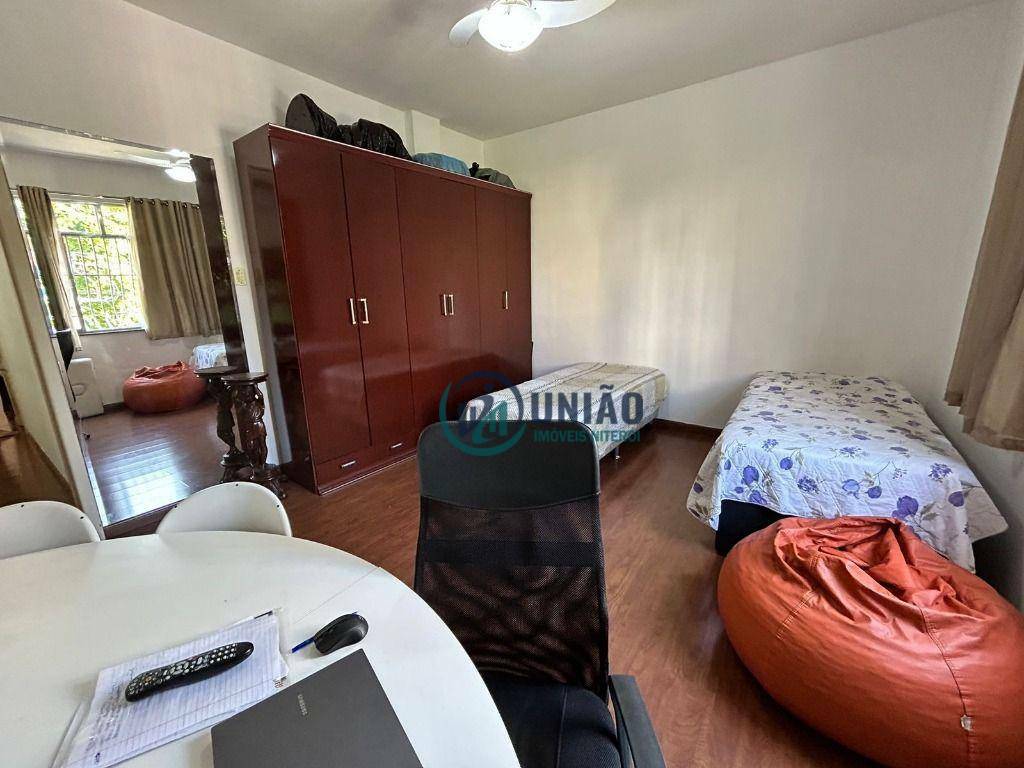 Apartamento à venda com 2 quartos, 74m² - Foto 6