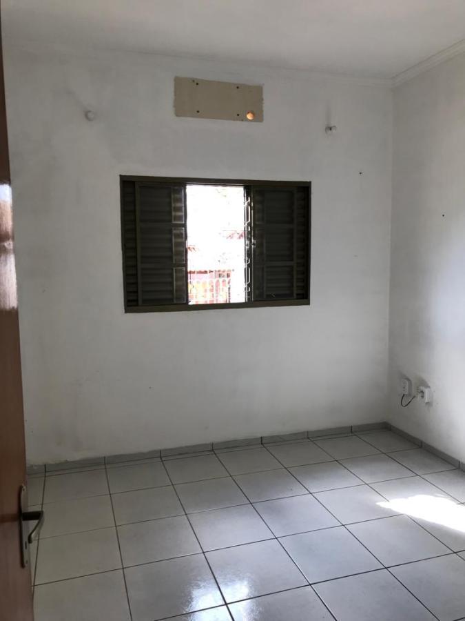 Casa à venda com 3 quartos, 250m² - Foto 9