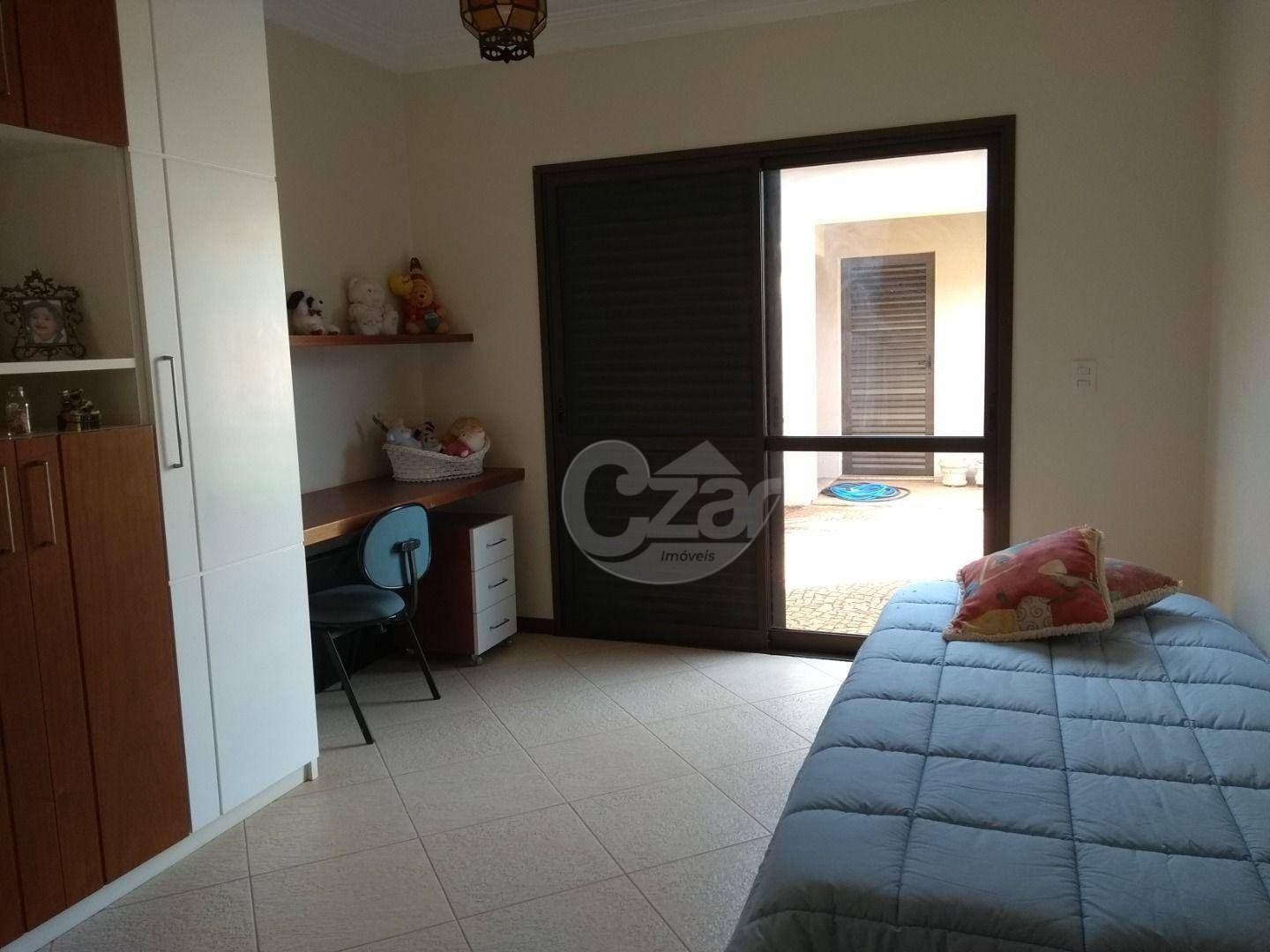 Casa à venda com 3 quartos, 208m² - Foto 27