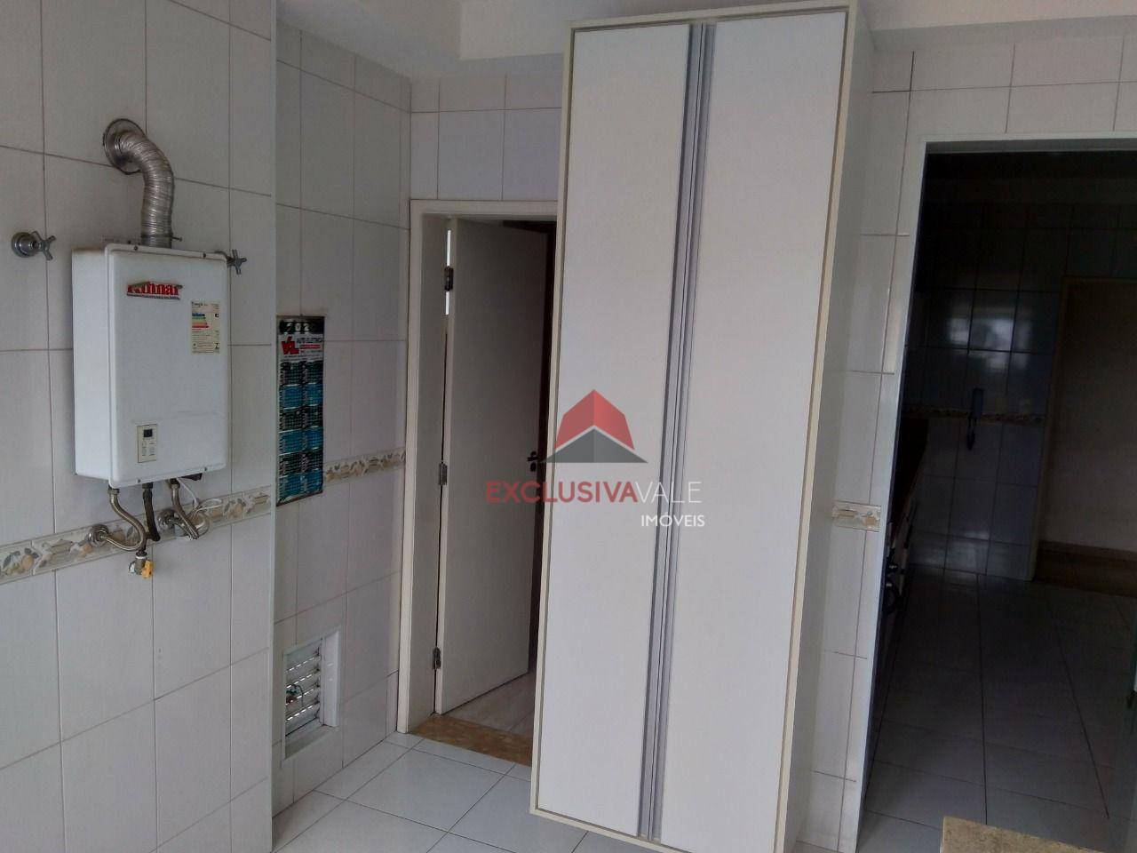 Apartamento à venda com 3 quartos, 125m² - Foto 11