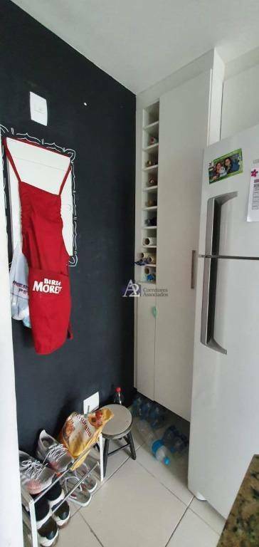 Apartamento à venda com 2 quartos, 58m² - Foto 7