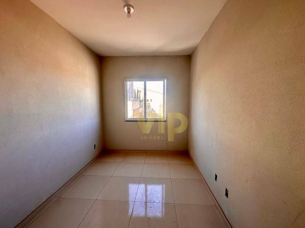 Apartamento à venda com 2 quartos, 60m² - Foto 1