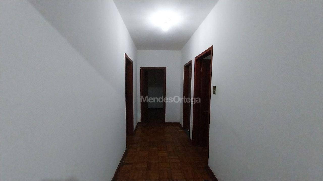 Casa à venda com 3 quartos, 105m² - Foto 4