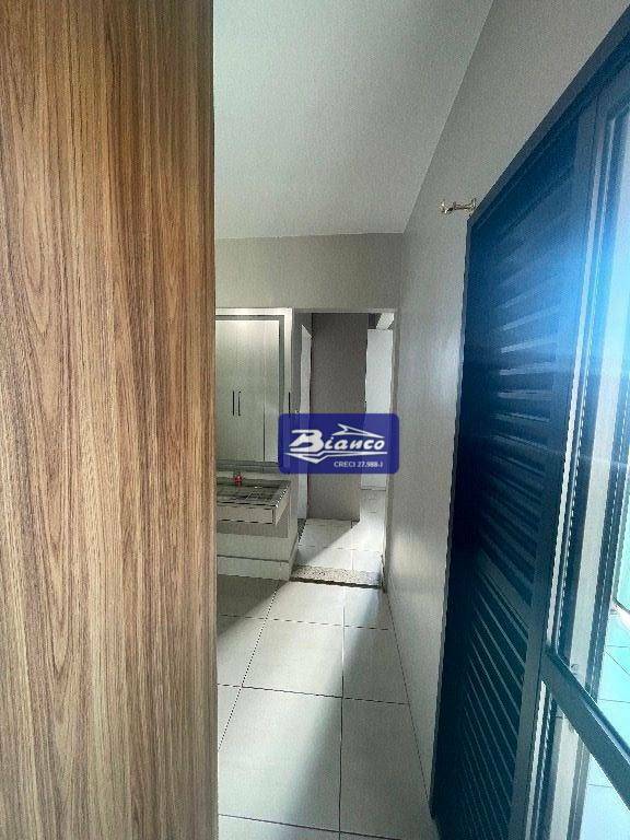 Sobrado à venda com 4 quartos, 357m² - Foto 20