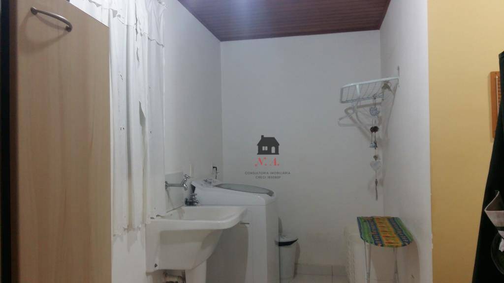 Casa à venda com 4 quartos, 320m² - Foto 25