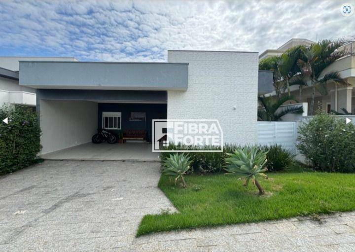 Casa de Condomínio à venda com 3 quartos, 212m² - Foto 1