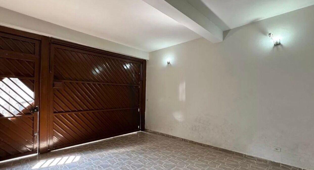 Sobrado à venda com 3 quartos, 150m² - Foto 2