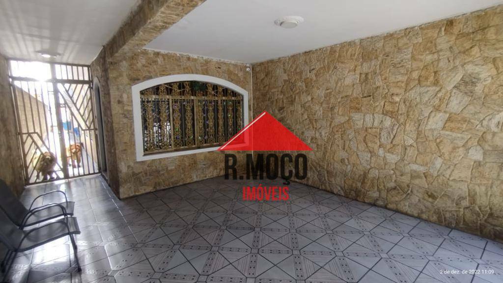 Sobrado à venda com 4 quartos, 169m² - Foto 1