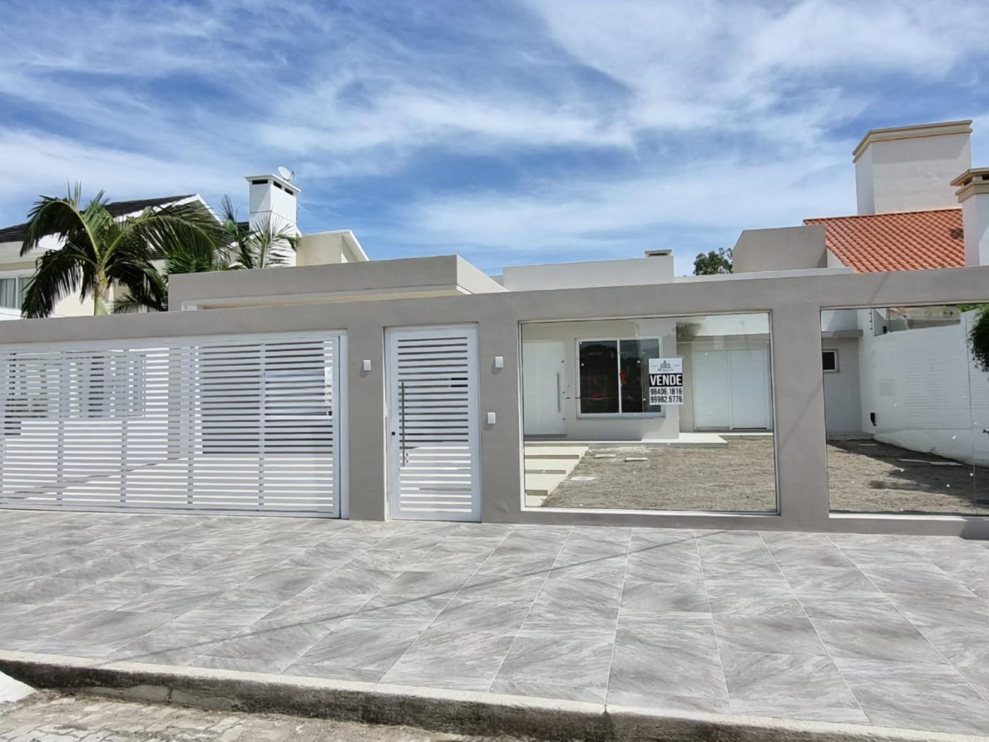 Casa à venda com 3 quartos, 180m² - Foto 2