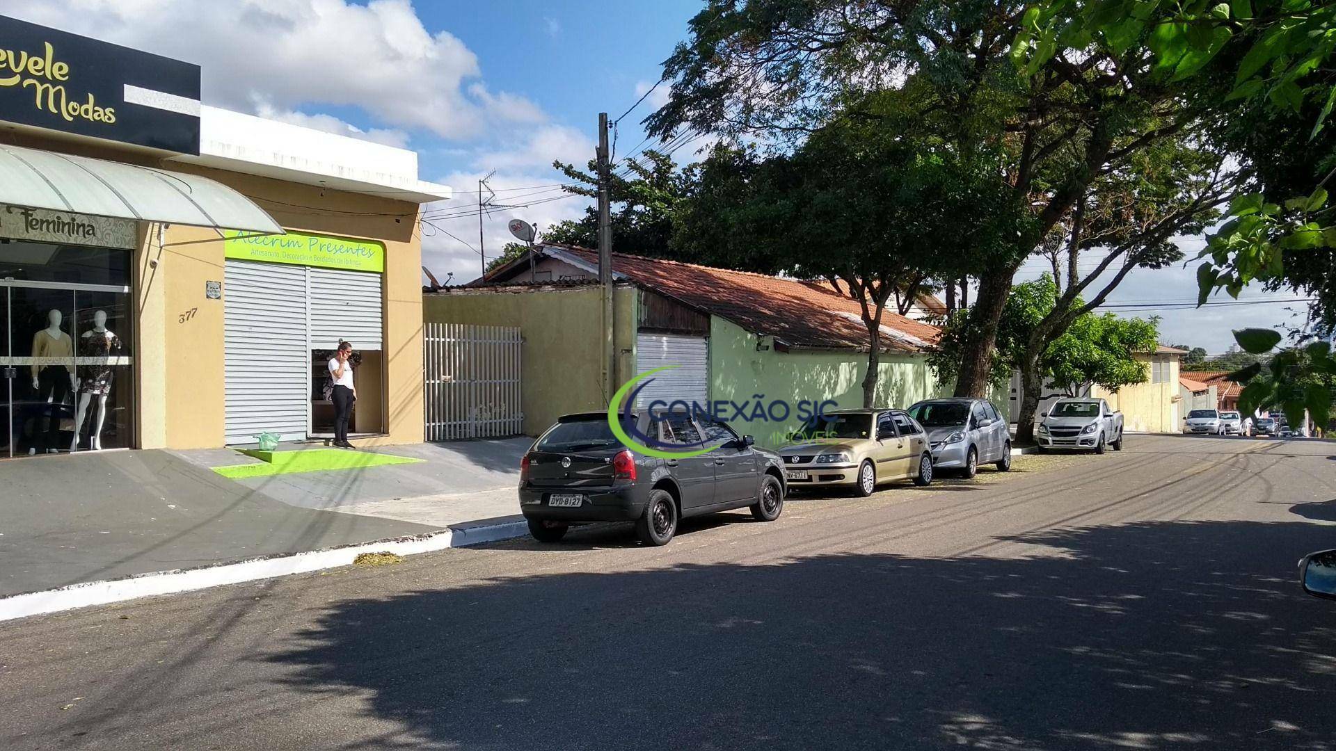 Casa à venda com 2 quartos, 200m² - Foto 9