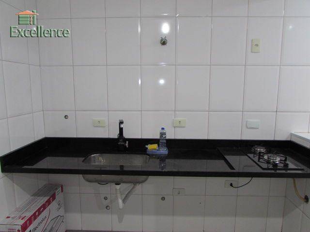 Apartamento à venda com 1 quarto, 72m² - Foto 18