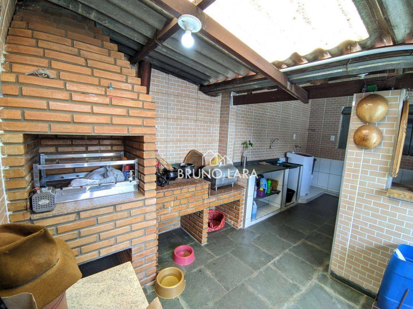 Casa à venda com 3 quartos, 90m² - Foto 28