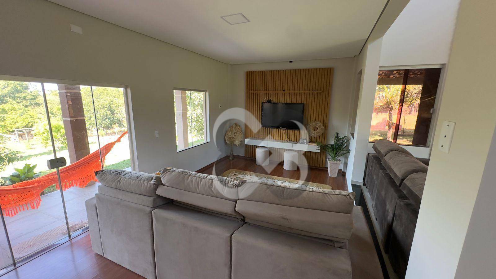 Chácara à venda com 4 quartos, 400m² - Foto 11