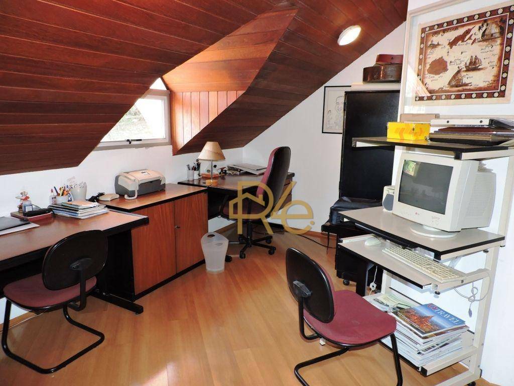 Casa de Condomínio à venda com 3 quartos, 400m² - Foto 8