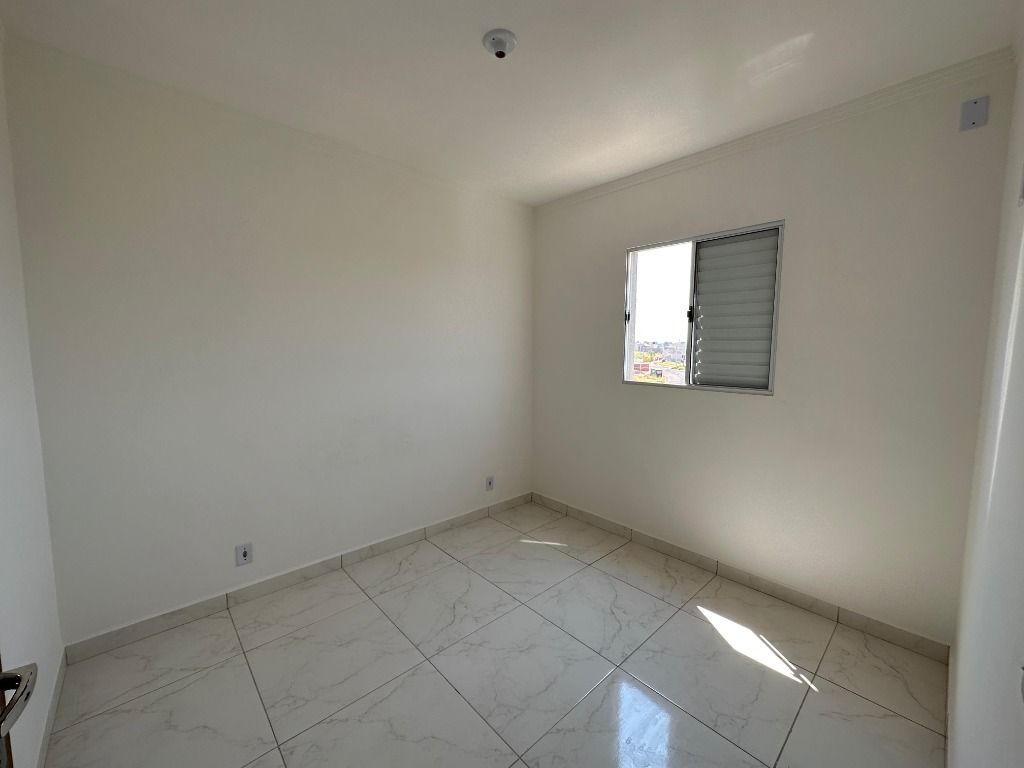 Apartamento à venda com 2 quartos, 45m² - Foto 11