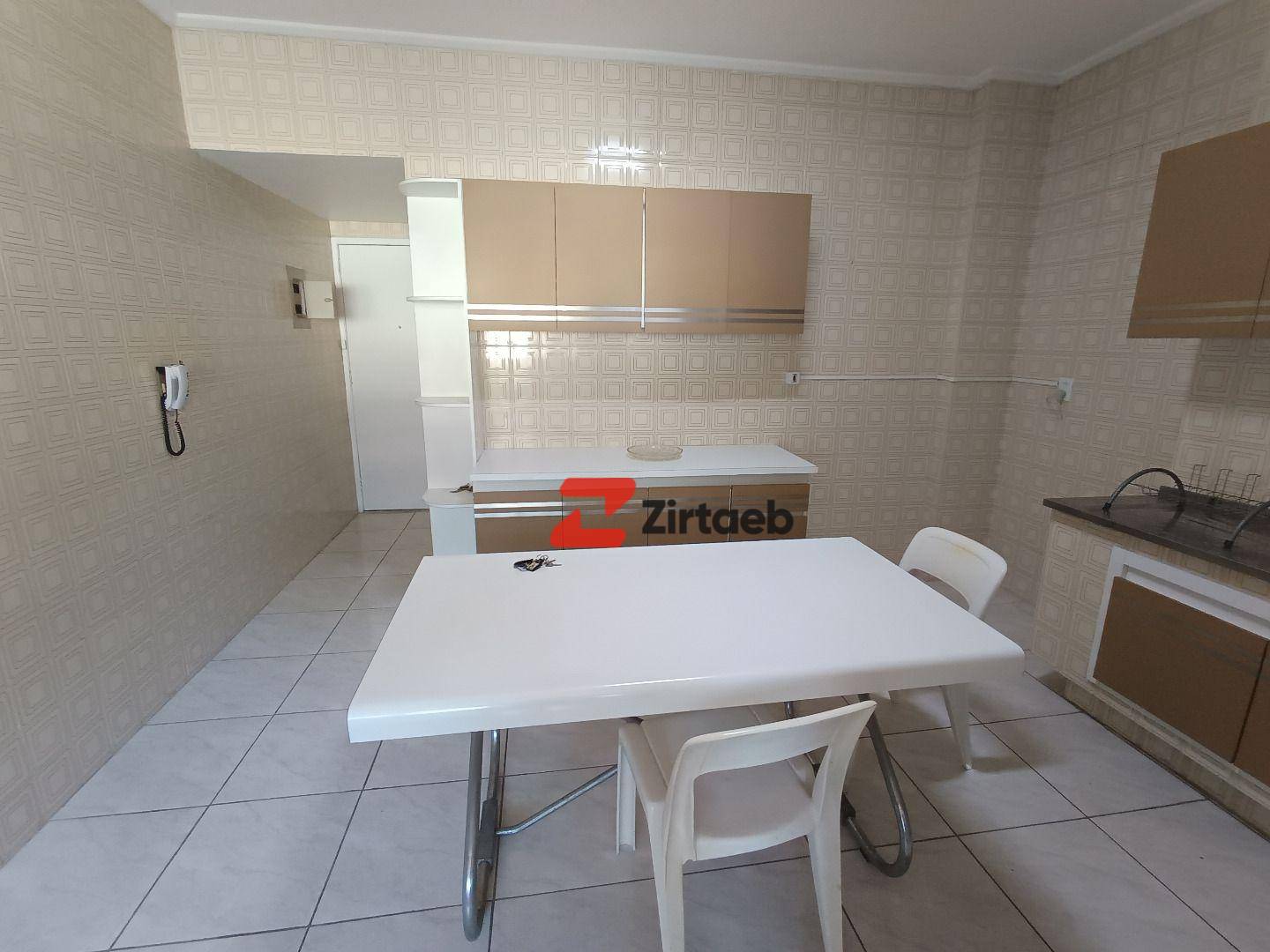 Apartamento para alugar com 2 quartos, 106m² - Foto 6