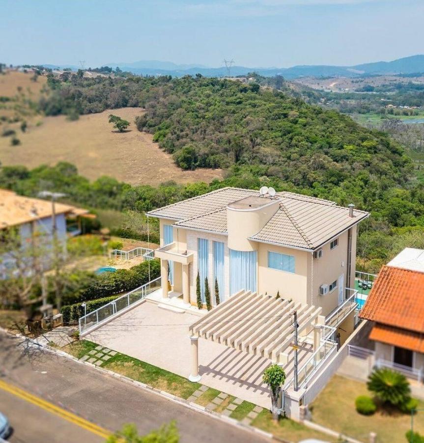 Casa de Condomínio à venda com 3 quartos, 1038m² - Foto 2