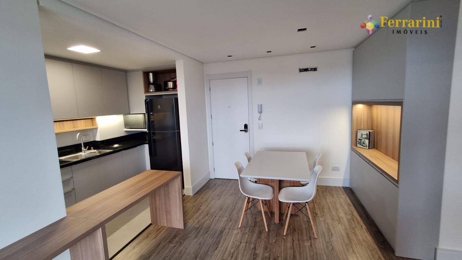 Apartamento à venda com 2 quartos, 71m² - Foto 2