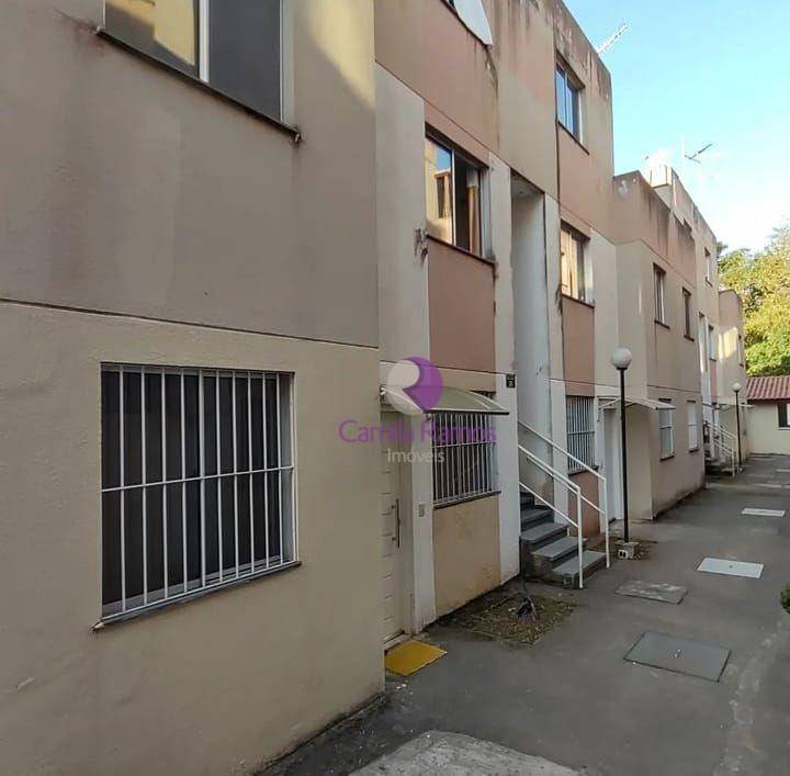 Apartamento à venda com 2 quartos, 44m² - Foto 2