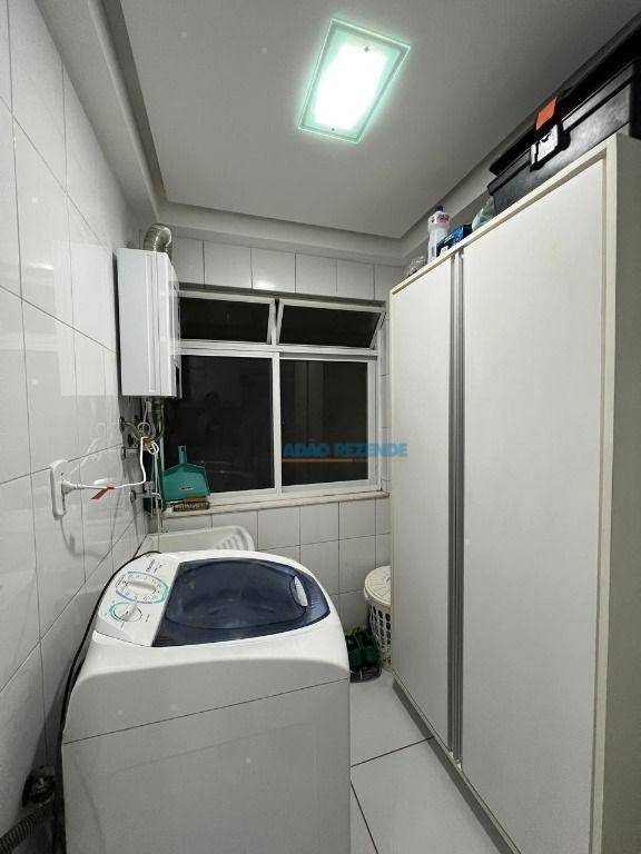 Apartamento à venda com 2 quartos, 56m² - Foto 13