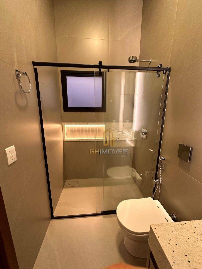 Casa à venda com 3 quartos, 200m² - Foto 19