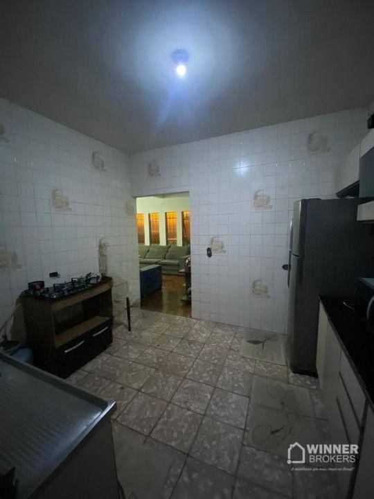 Casa à venda com 3 quartos, 90m² - Foto 2