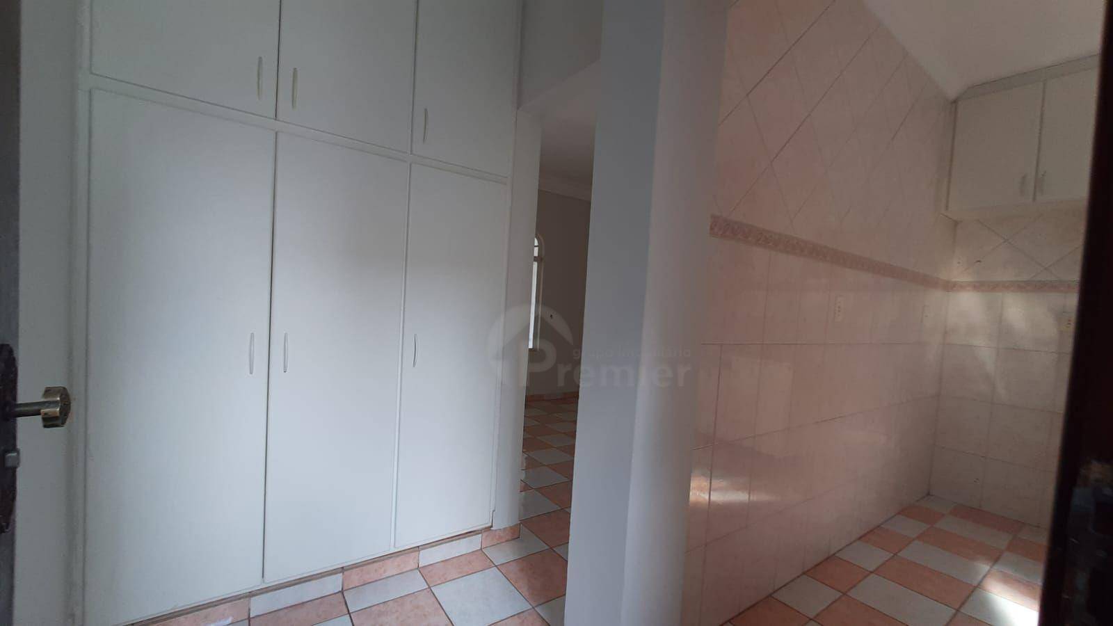 Casa à venda com 3 quartos, 190m² - Foto 30