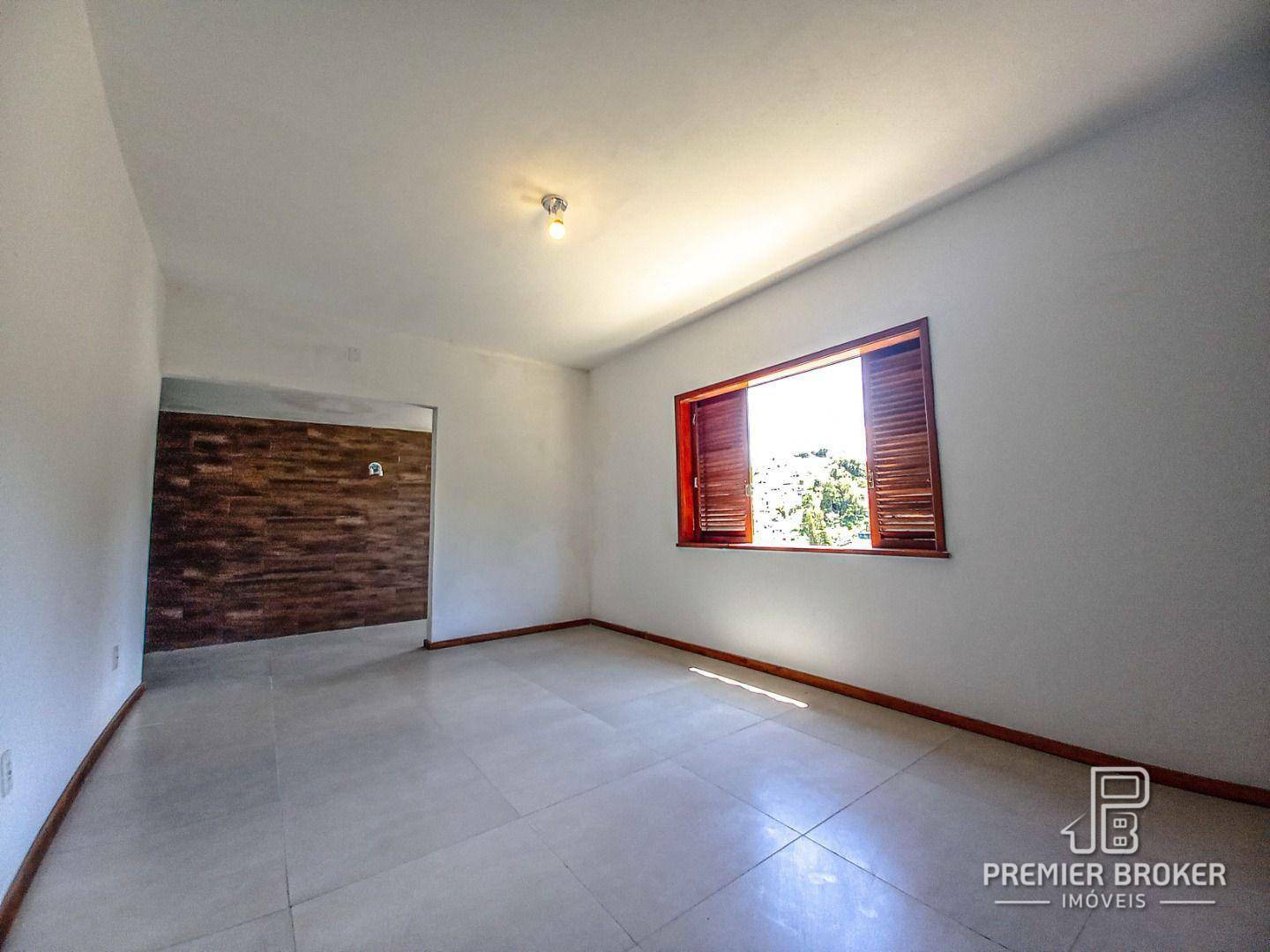 Casa à venda com 3 quartos, 100m² - Foto 6